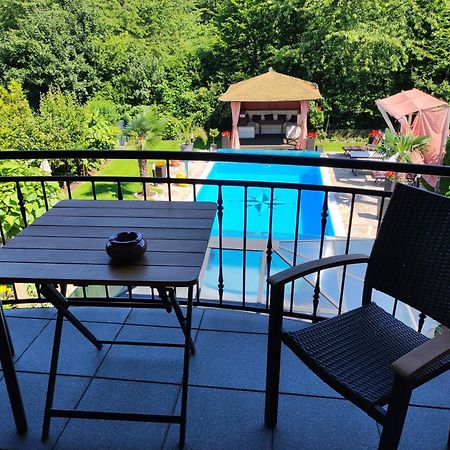 מולהיים אן דר רור Ferienwohnung "Sanssouci", Muelheim Selbeck מראה חיצוני תמונה